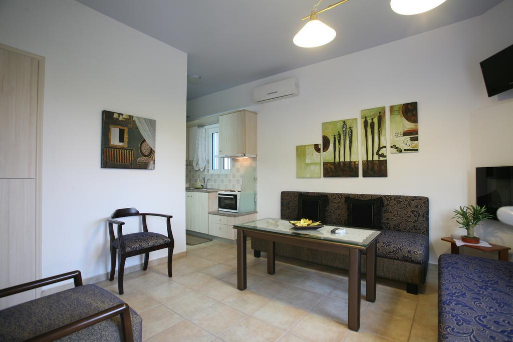 Aigli Apartments Néa Ankhíalos 외부 사진