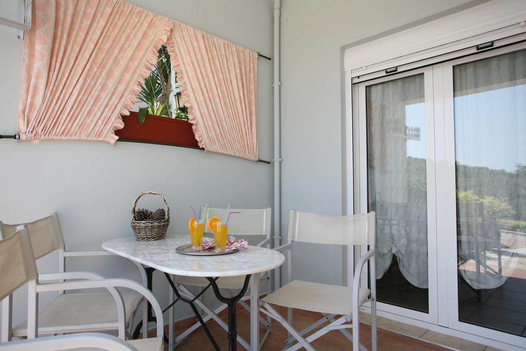 Aigli Apartments Néa Ankhíalos 외부 사진
